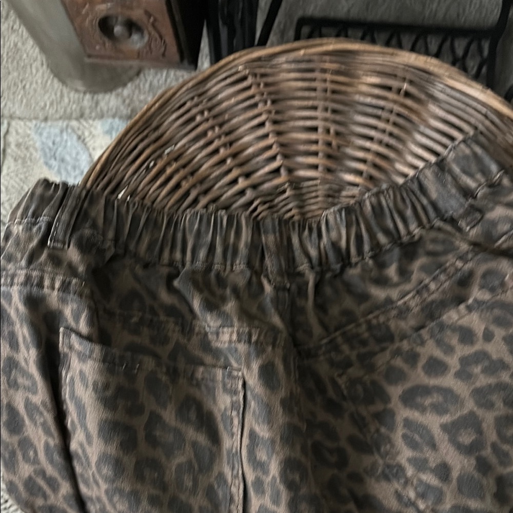 Leopard Print Women’s Wide Leg Pants - Picture 2 of 2